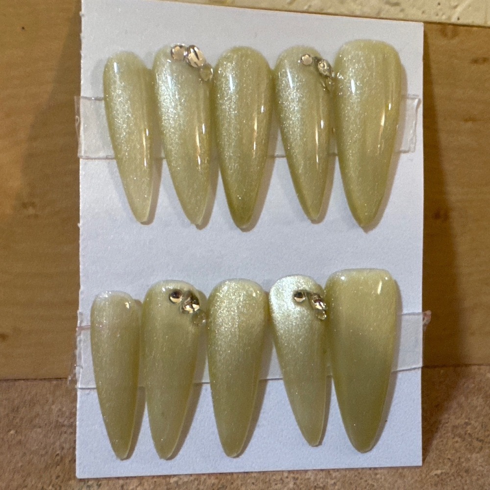 Pale Green Cat Eye Press On Nails Long Stiletto Rhinestone Accents 10pc Set